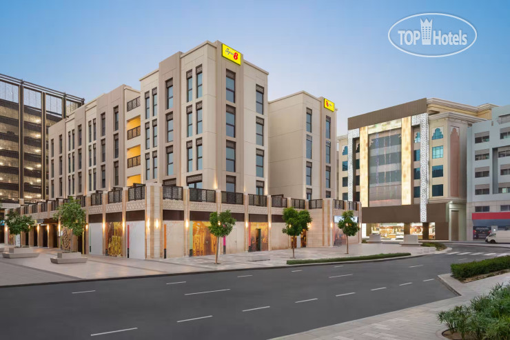 Фотографии отеля  Super 8 by Wyndham Dubai Deira 2*