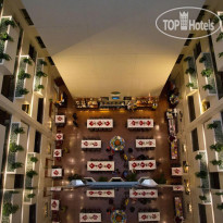 Aravi Hotel