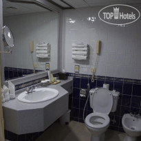 Aravi Hotel