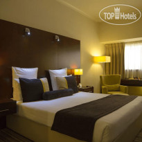 Aravi Hotel