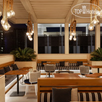 Days Hotel By Wyndham Dubai Deira Esperia Bar Terrace