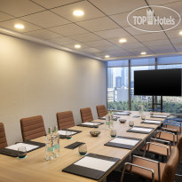 Hotel Local Dubai, Jumeirah Village Triangle, Autograph Collection 