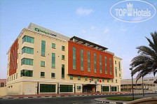 Holiday Inn Express Dubai Safa Park 3*