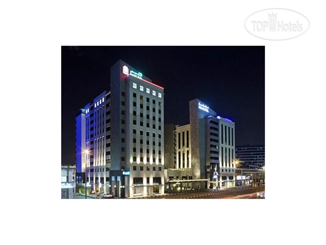 Фотографии отеля  Novotel Deira Creekside Dubai  4*