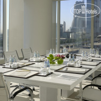 voco Dubai Meeting Room