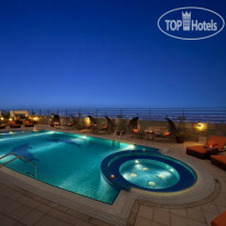 Abidos Hotel Apartment, Al Barsha  Rooftop pool