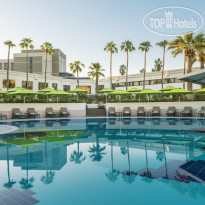 Le Meridien Dubai Hotel & Conference Centre