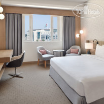 Crowne Plaza Dubai Jumeirah Guest Room - King Bed