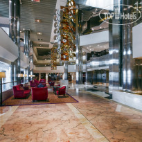 Crowne Plaza Dubai Deira Hotel Lobby