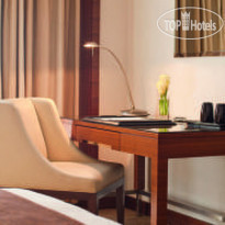 Movenpick Hotel & Apartments Bur Dubai 