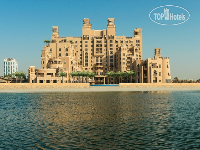 Sheraton Sharjah Beach Resort & Spa