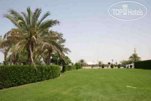 Фото Sharjah Airport Hotel