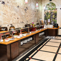 Red Castle Hotel 