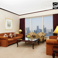 Corniche Hotel Sharjah Гостиная в Посольском Люксе (A