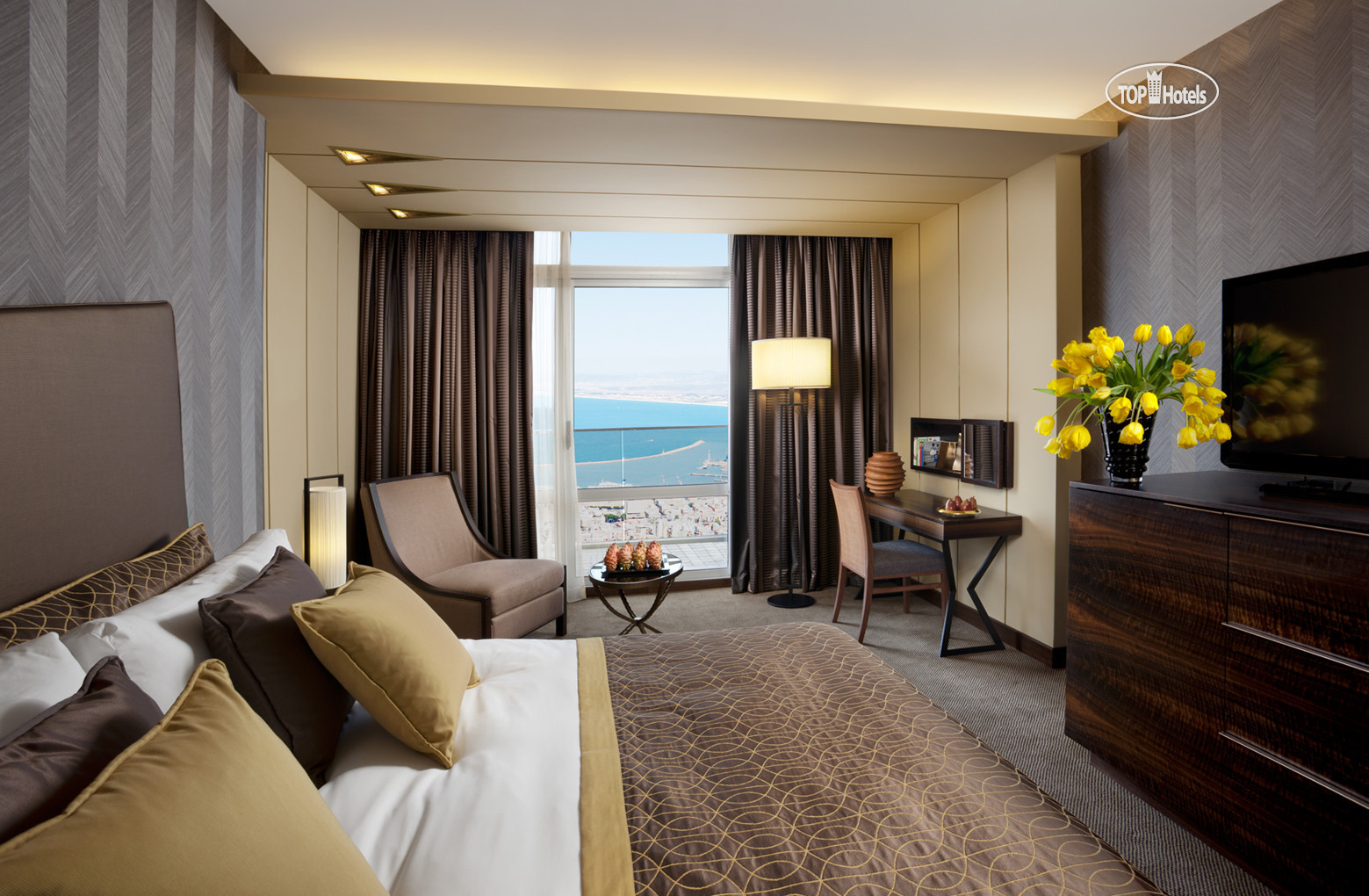 Bay view room. Дэн Кармель Хайфа. Гостиница гора Кармель в Хайфе. Гостиница в Хайфе 5 звезд.