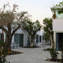 Milos Hotel Dead Sea