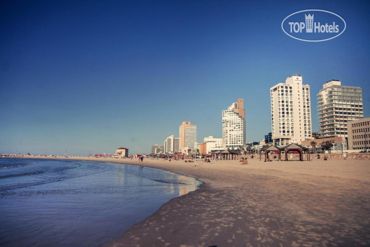Пляж в Casa Del Mandorlo Bed And Breakfast 3*