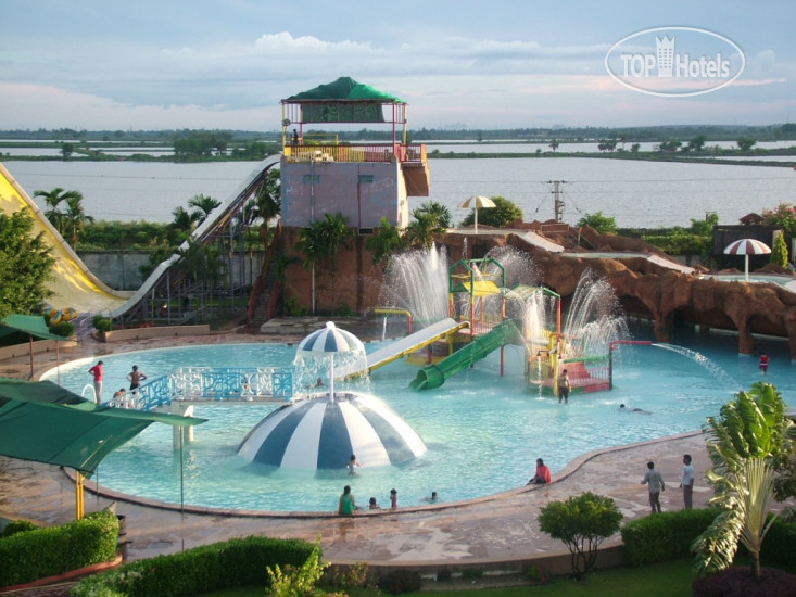 Фотографии отеля  Aquatica Water Theme Park & Resort 2*