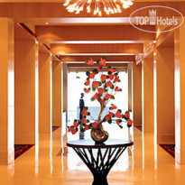 Courtyard Chennai Lobby