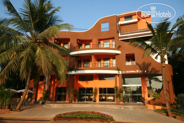 Фотографии отеля  Le Seasons Beach Resort Candolim 3*