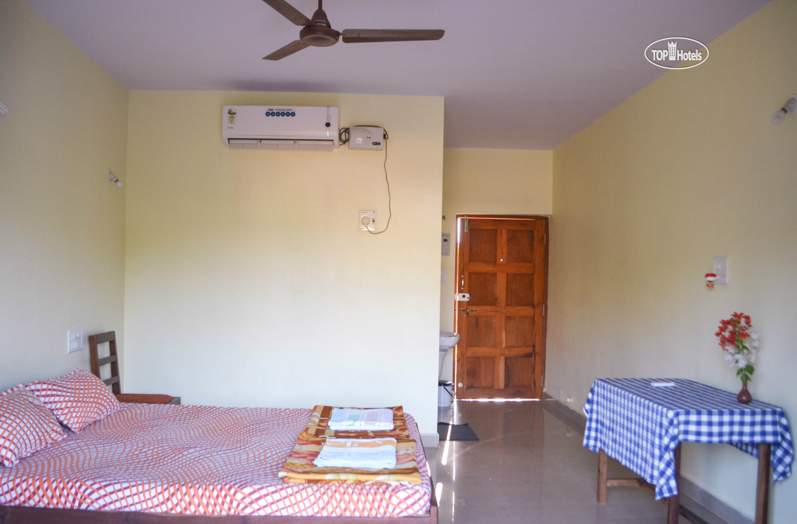 Оазис гоа морджим отель. Oasis resort 2 гоа. Oasis resort 2. Морджим гоа отель оазис резорт. Oasis 2 морджим бич.