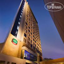 Courtyard by Marriott Gurugram Downtown 