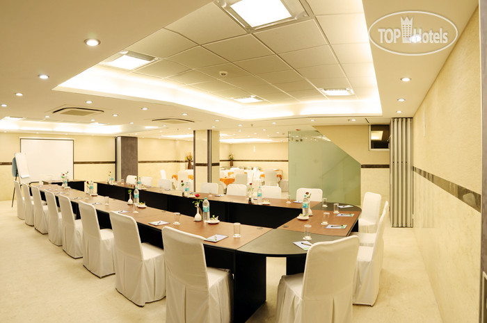 Новые добавленные фото туристов Iris Park 3*