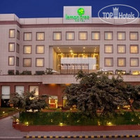 Lemon Tree Hotel City Center 4*