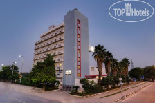 Red Fox Hotel 4*