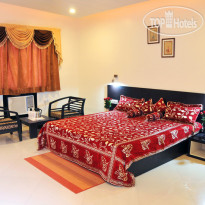 Ruby Hotel