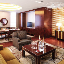 Four Seasons Hotel Mumbai 