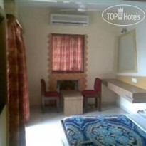 Neelkiran Hotel 