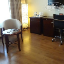 The Residence Hotel & Apartments 
