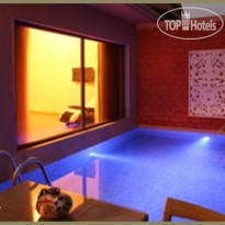 Palms Hotel Tower & Villas