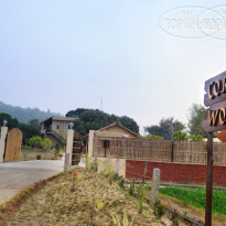 Corbett Woods Resort 