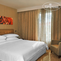 Four Points by Sheraton Hotel & Serviced Apartments 