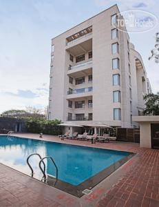 Фотографии отеля  Oakwood Residence Naylor Road Pune 4*