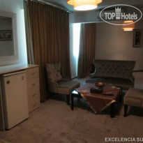 Excelencia Hotel Suites 