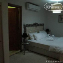 Excelencia Hotel Suites 