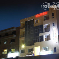 Golden Rose Hotel 