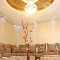 Golden Rose Hotel 