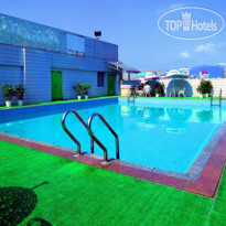 Gold Hotel 