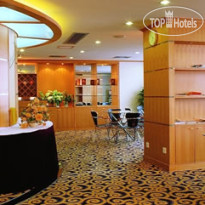 Gold Hotel