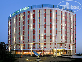 Фотографии отеля  Ibis Qingdao Huangdao 3*