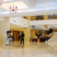 Danube International Hotel 4*