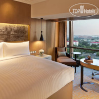 Renaissance Beijing Wangfujing Hotel 5*