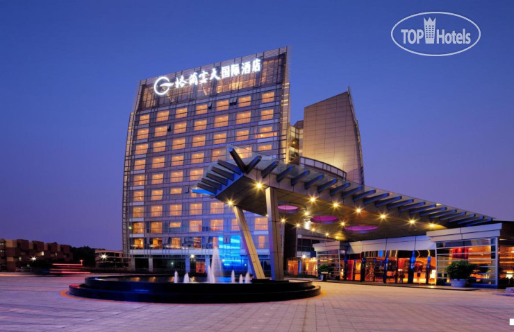 Фотографии отеля  Grand Skylight International Hotel 4*