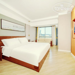 Chonpines Hotel 3*