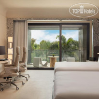 Kimpton Aqeos Hainan by IHG 