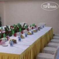 King Court Hotel